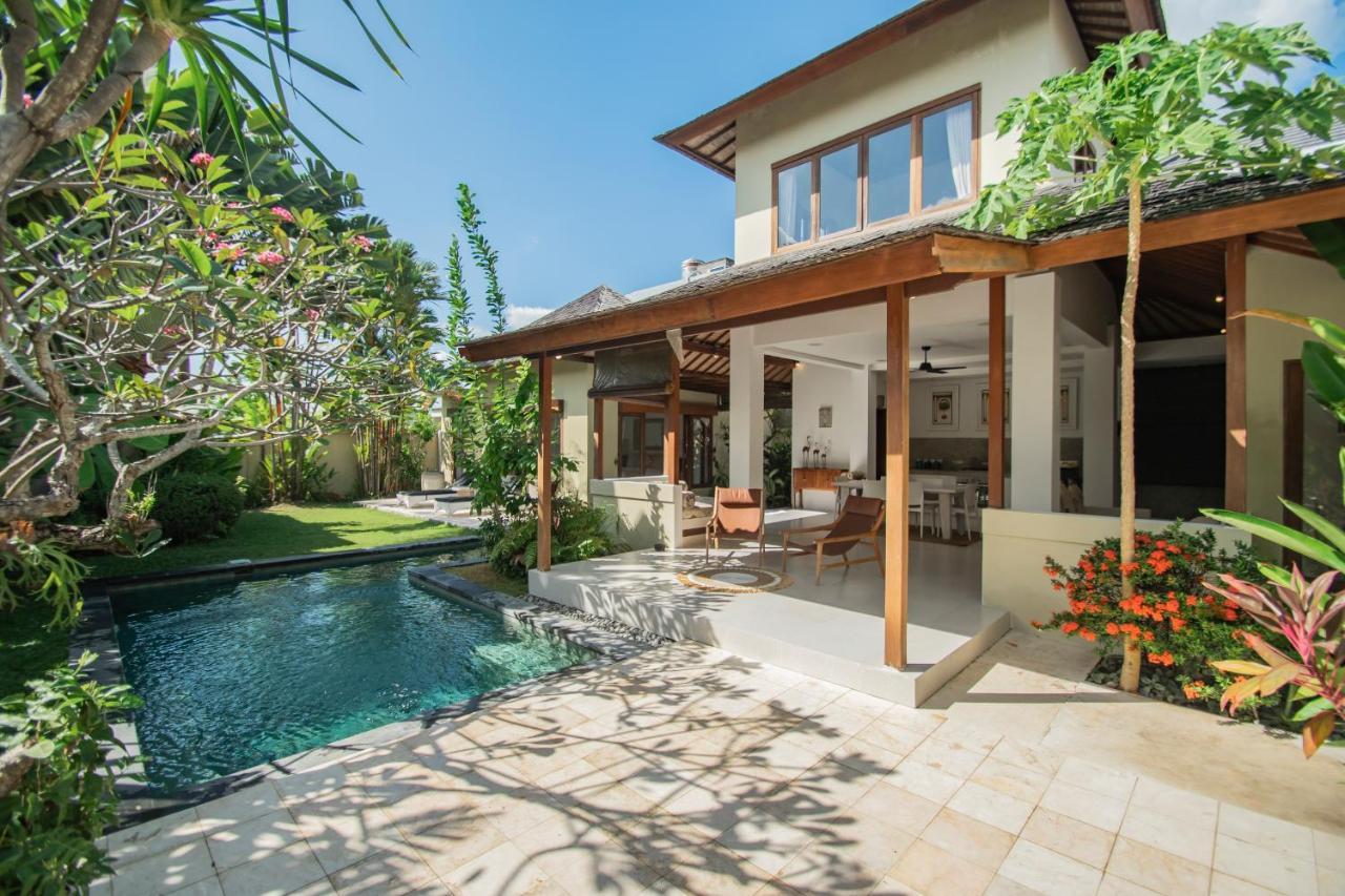 Villa Shanti, Sitara Villa Group เซมินยัค ภายนอก รูปภาพ