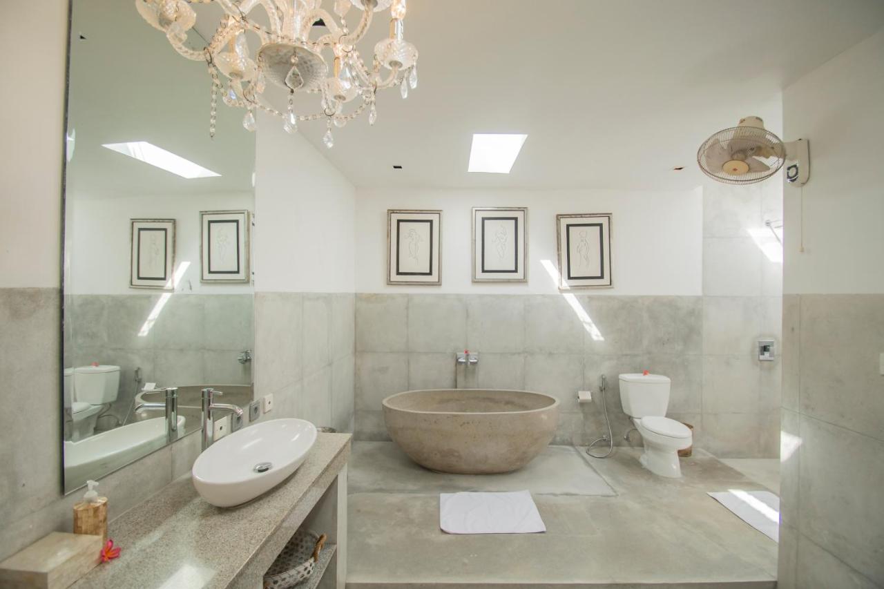 Villa Shanti, Sitara Villa Group เซมินยัค ภายนอก รูปภาพ