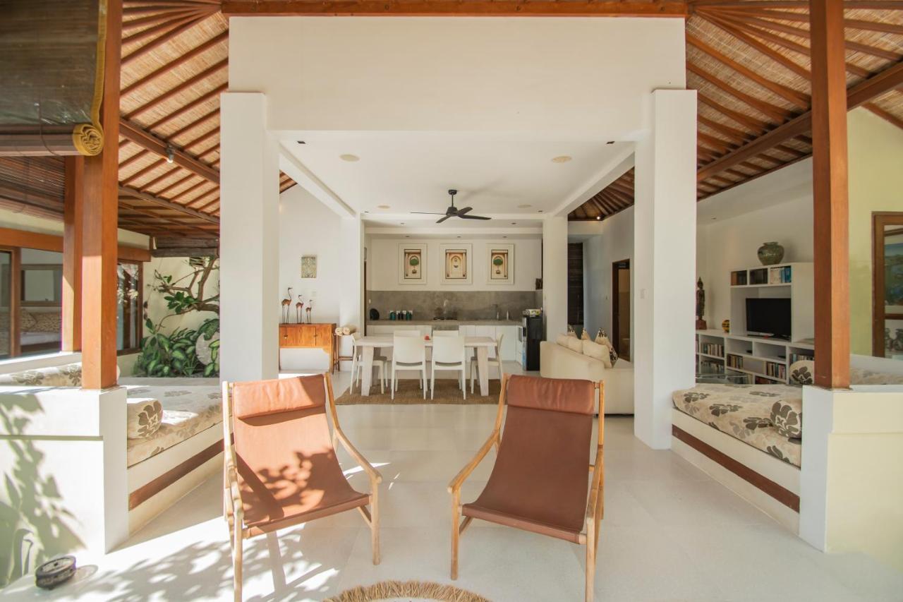 Villa Shanti, Sitara Villa Group เซมินยัค ภายนอก รูปภาพ