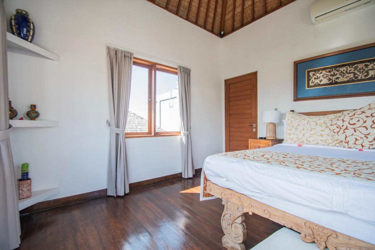 Villa Shanti, Sitara Villa Group เซมินยัค ภายนอก รูปภาพ