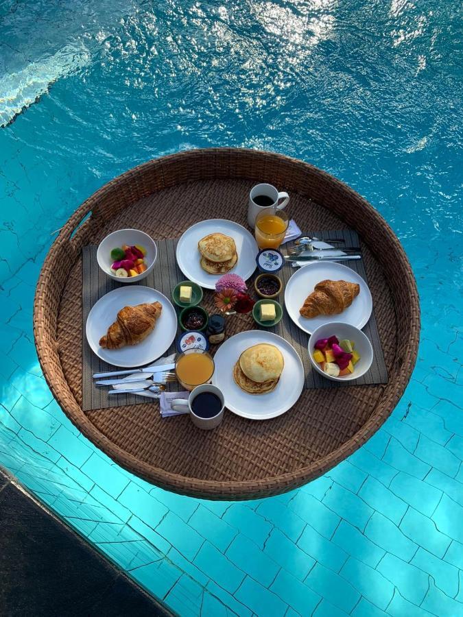 Villa Shanti, Sitara Villa Group เซมินยัค ภายนอก รูปภาพ