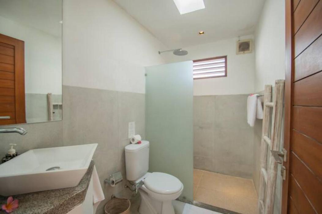 Villa Shanti, Sitara Villa Group เซมินยัค ภายนอก รูปภาพ