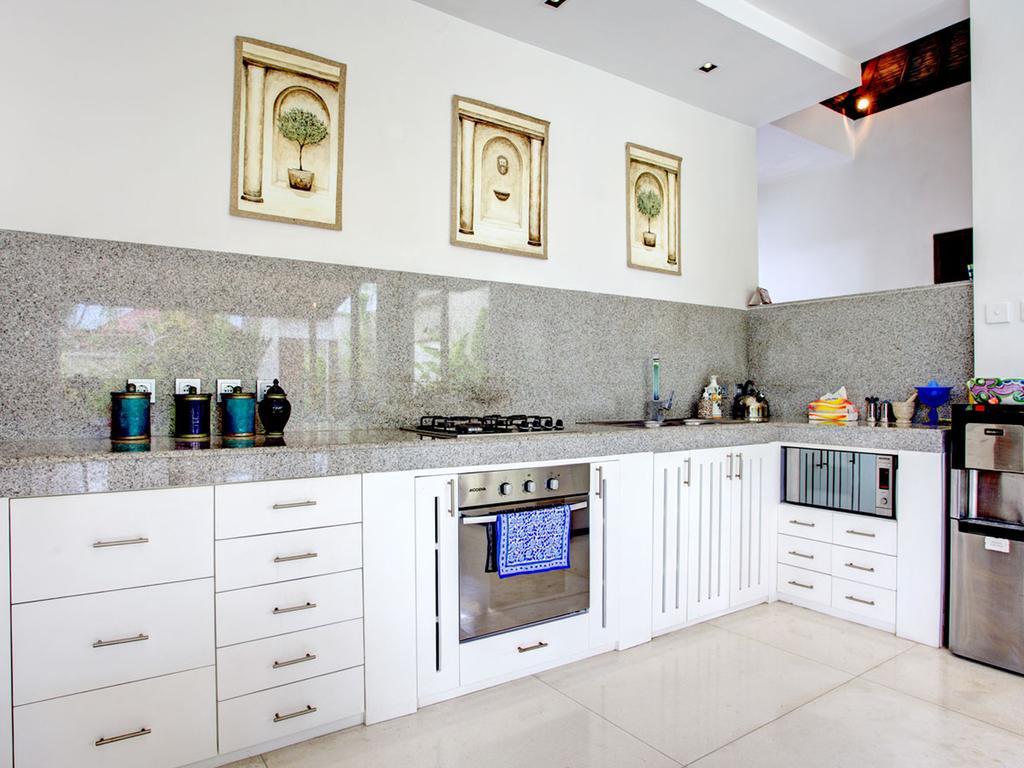 Villa Shanti, Sitara Villa Group เซมินยัค ภายนอก รูปภาพ